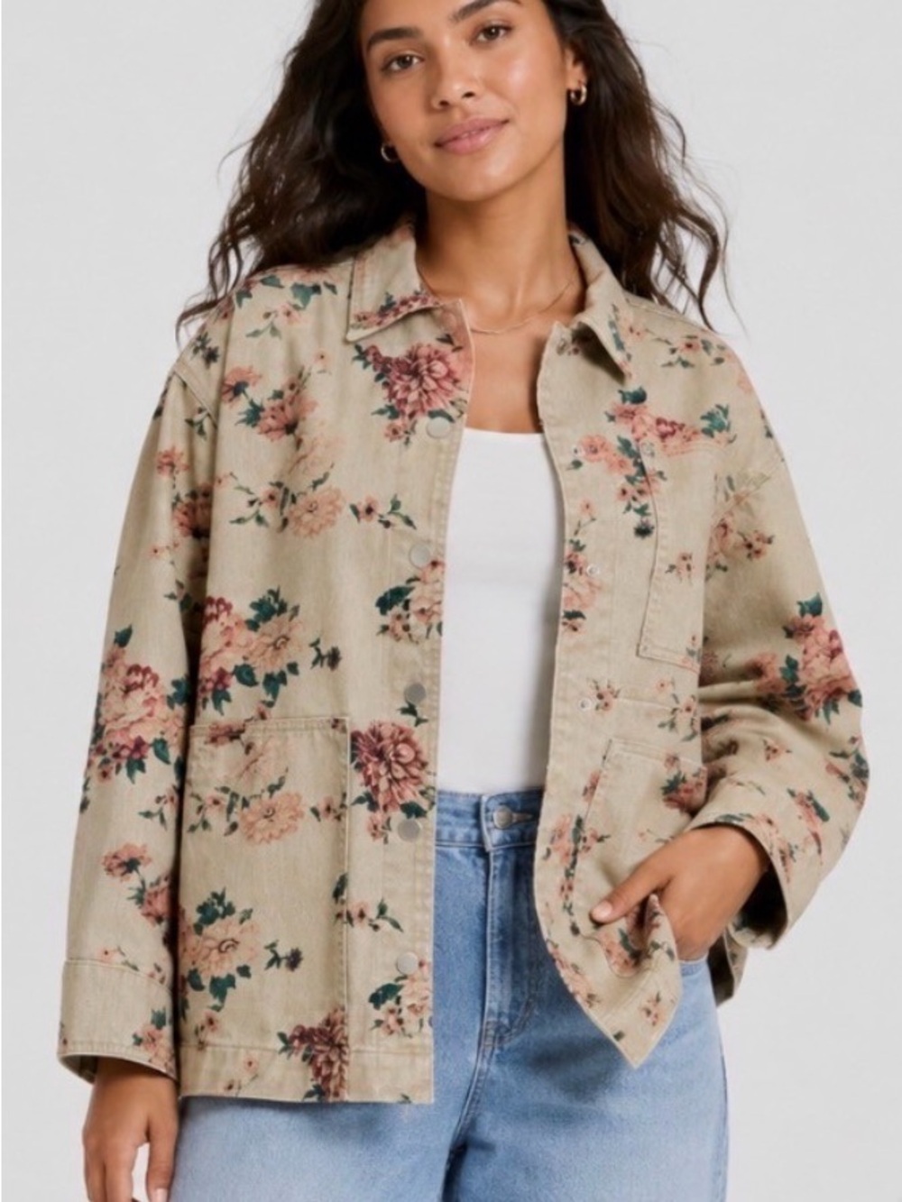 Floral Utility denim Jacket - Beige Floral- universal threads NWT🌺